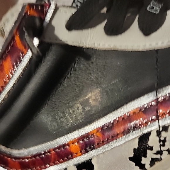 Golden Goose | GGDB Snake and Tortoise Print Slides Hi Top Sneakers - Picture 15 of 15